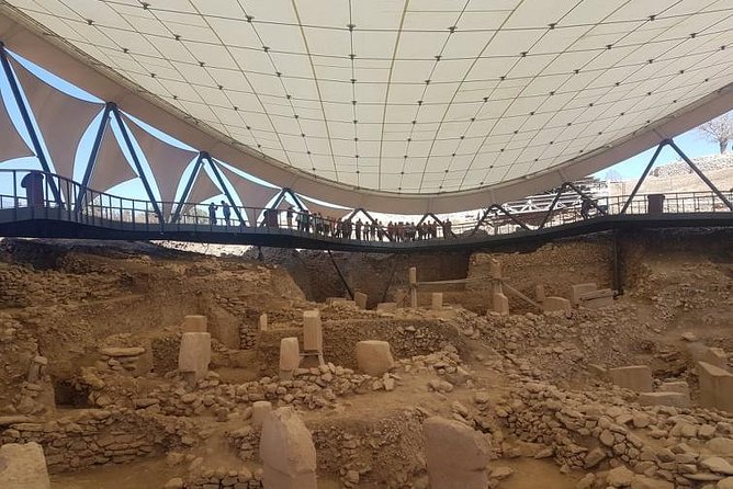 Private Göbeklitepe Tour from Istanbul - Balıklıgöl (Pools of Abraham) and the Cave: quick stops with strong cultural pull