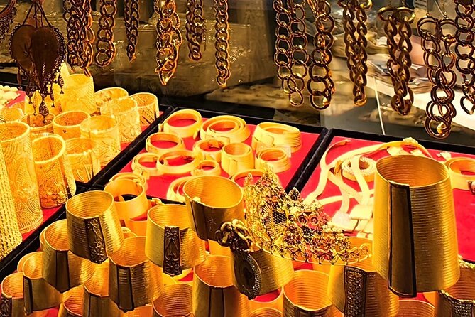 Private Guided Bazaar Tour in Istanbul - Leather Business in the Bazaar: Quality Comes With Process