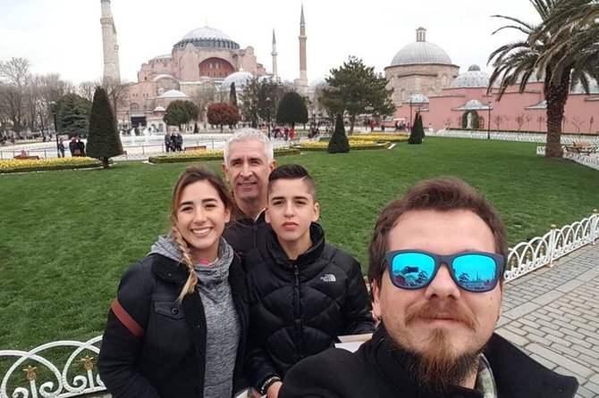 Private Guided Best of Istanbul - Topkapi Palace interiors and gardens: the payoff (and Tuesday closure)