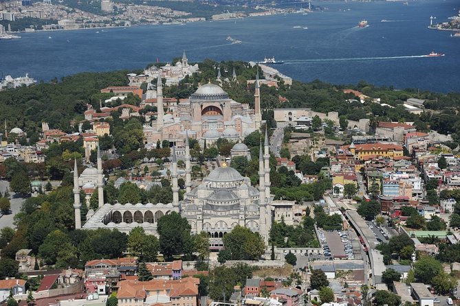 Private Istanbul Airport Transfer to Blue Mosque Sultan Ahmet - Arriving at the Blue Mosque Area (Sultanahmet Drop-Off)
