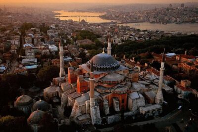 Private Istanbul Layover Tour - Morning in Istanbul: Hagia Sophia, Blue Mosque, Hippodrome, Grand Bazaar