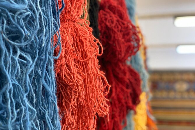 Private Istanbul Shopping Tour - Rugs, tiles and leather shopping - Why Istanbul Shopping Feels Different With a Guide