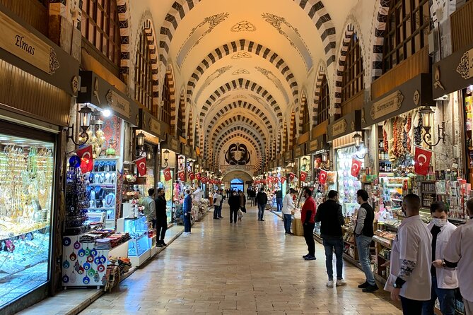Private Istanbul Shopping Tour - Rugs, tiles and leather shopping - Timing, Pickup, and How the Half-Day Feels on the Ground