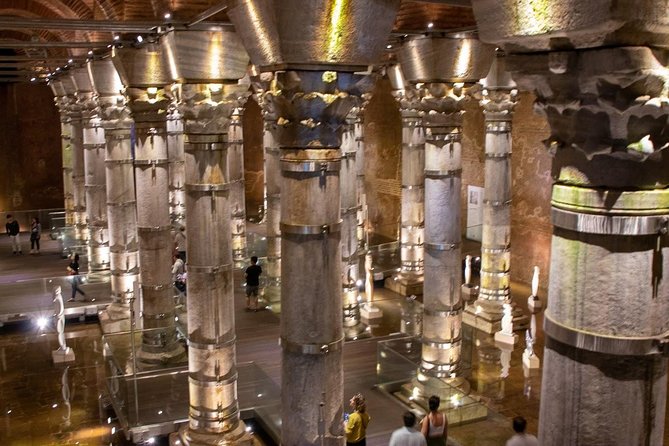 Private Istanbul tour from Cruise ship Galataport or ist airport - Blue Mosque (Sultanahmet Camii): Still a Mosque, Still a Masterpiece