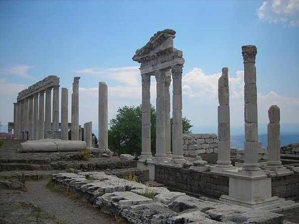 Private Pergamon Day Trip from Istanbul with Flights - Why this Istanbul to Pergamon trip works: flights plus a private guide