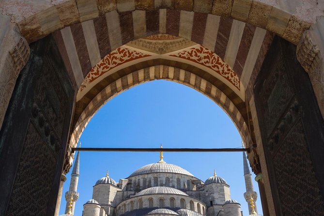 Private Tour: Istanbul’s Ottoman Experience Including Topkapi Palace and Blue Mosque - Blue Mosque interior: Iznik tiles and the six-minaret view