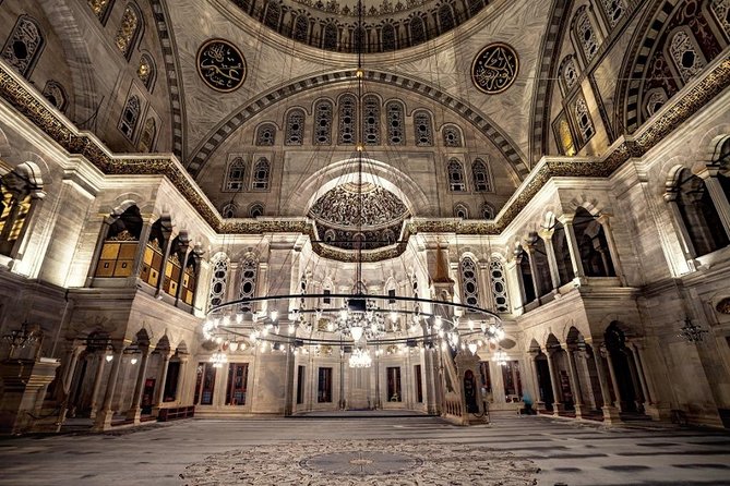 Private Tour: Istanbul’s Ottoman Experience Including Topkapi Palace and Blue Mosque - Guides make or break this kind of itinerary