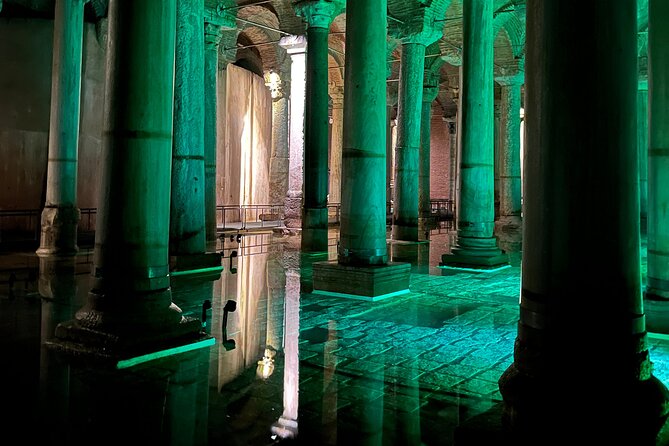 Private Tour to Historical Peninsula in Istanbul - Basilica Cistern (30 minutes): Medusa and the Roman water system under your feet