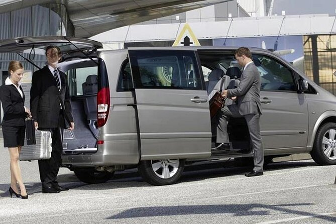 Private Transfer from Istanbul Airport (IST) to Istanbul Hotels - What Could Go Wrong (and How to Prevent the Pain)