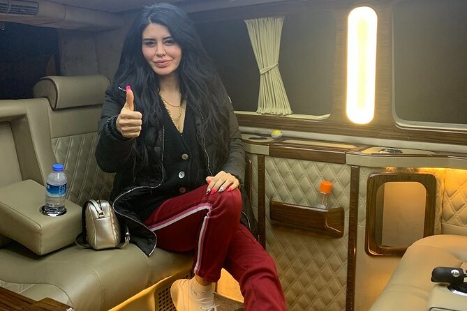 Private Transfer from Istanbul Hotels to Istanbul Airport (IST) - Finding the Driver Fast: Hotel Reception or Apartment Front