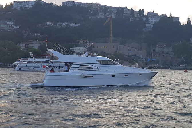 Private Yacht Voyage : Music, Wine & Snacks for Groups - Çırağan Palace and the European Shore Spectacle