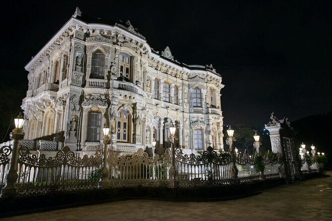 Romantic Night Cruise Live Violinist - Price and value: what $60.47 buys you on the water