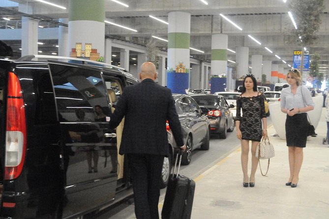 Sabiha Gokcen Airport Transfer - One Way - Booking a private Sabiha Gökçen transfer that actually reduces airport stress