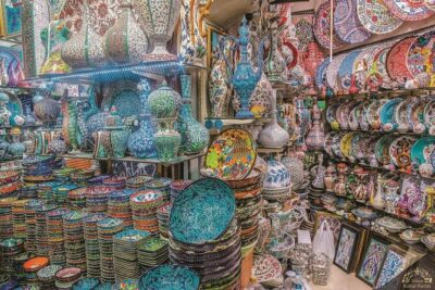 Shopping tours in Istanbul Bazaars - Meeting Point at Pudding Shop Lale Restaurant and How the Tour Flows