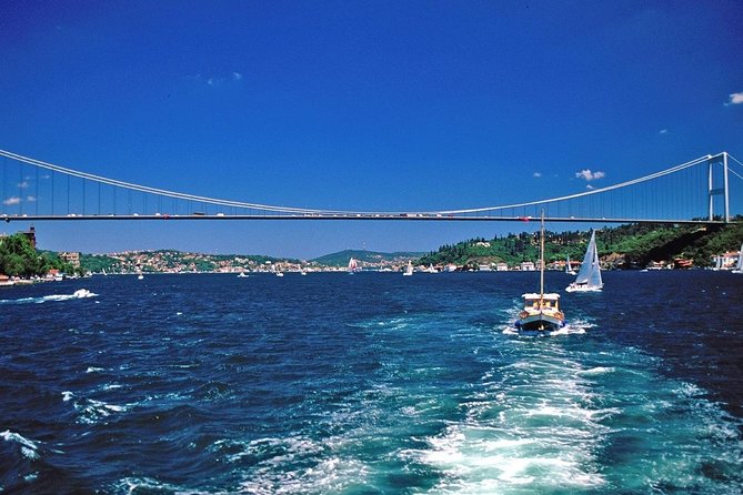 Short Guided Bosphorus and Golden Horn Boat Tour - How the Short Bosphorus and Golden Horn Boat Tour Actually Works