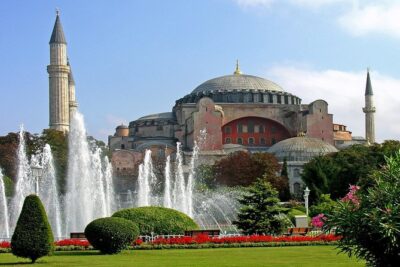 Skip-The-Line:1, 2 or 3 Days Private Istanbul Guided Tour - Sultanahmet Square to the Hippodrome: the fast start that gets your bearings