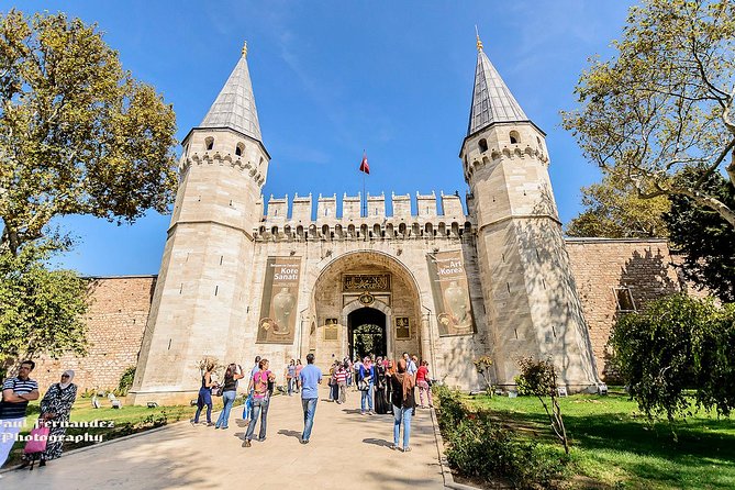 Small Group: Best of Istanbul Tour with Hagia Sophia Tickets - The German Fountain start: easy meeting point, fast orientation