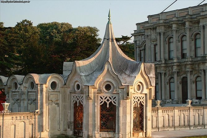 Small Group Full-Day Istanbul Tour: Old City, Asian Side & Lunch - Hippodrome Square: short time, strong context