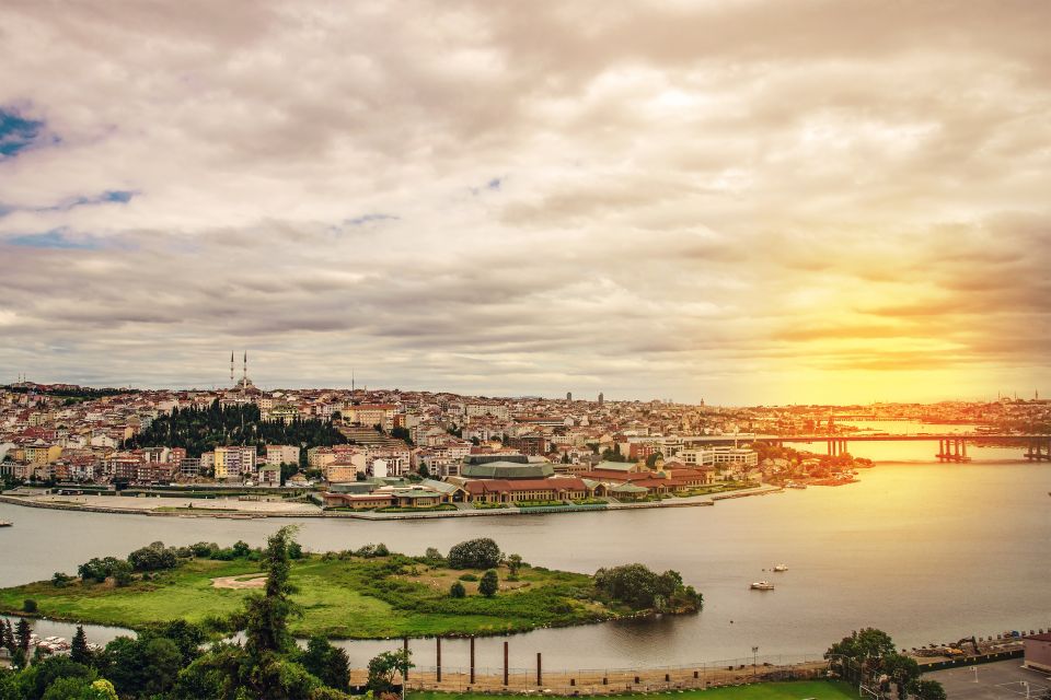 Soap Opera tour: Golden Horn via Public Ferry – Half Day - Meeting at Mado Karaköy: Ferry Time on the Golden Horn