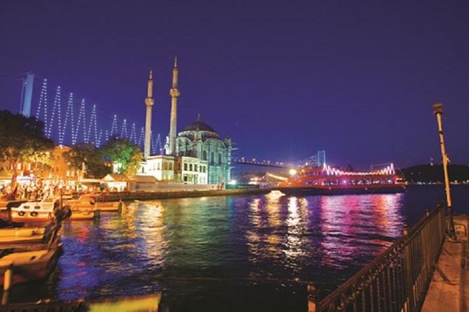 Stage Front Bosphorus Dinner Cruise with Pickup & Drinks included - Views at night: the part you’ll remember most