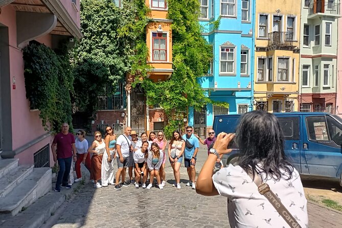 Strolling Through Istanbul's Artistic Streets - How the route works: meeting at Hagia Triada, finishing in Beyoğlu