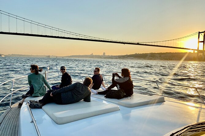 Sunset Bosphorus Yacht Tour in Istanbul - Snacks, Coffee, Tea, and the On-Board Mood