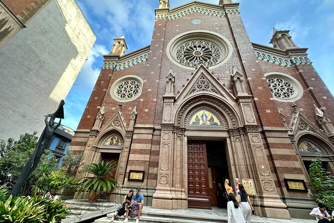 Taksim to Galata Walking Tour: Secret Passages & Local Hangouts - Taksim Square First: Resetting Your Istanbul Map