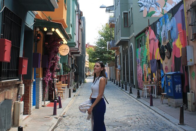 Taste of Istanbul - Food & Culture - Stop 1: Balat with snacks and the right kind of orientation