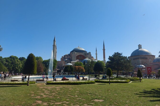 The Must See Old City Tour in Istanbul - Blue Mosque: tiles, art, and time to take it in