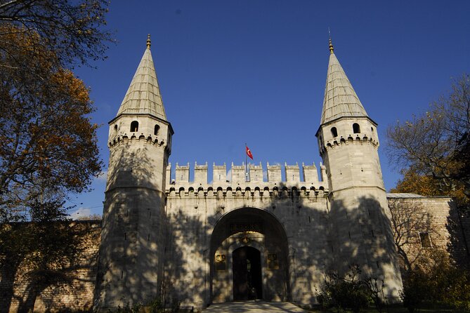 Topkapi Palace Harem Ticket & Tour-Prepay & Balance at meeting - Meeting at Cafe MinaredSultan Ahmet: Getting Started the Right Way