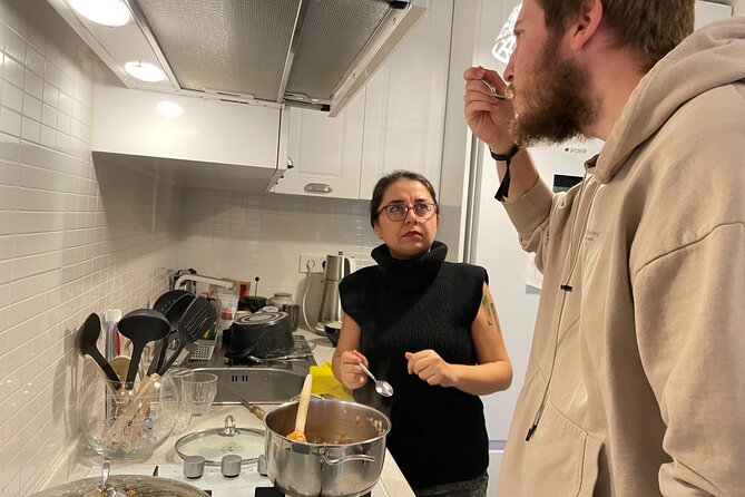Traditional Home Cooking with a Local in İstanbul City Center - Turkish Coffee, Tea, and Dessert: The Part You’ll Remember