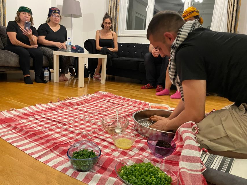 Traditional Home Dinner Night with Çiğköfte - Learn and Eat - Why an Istanbul Çiğköfte Night Feels Different Than a Restaurant Meal