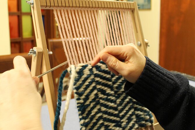 Turkish Carpet Rug Weaving Workshop (Halı Kilim Dokuma Atölyesi) - Tea, coffee, snacks, and the 2.5-hour pacing