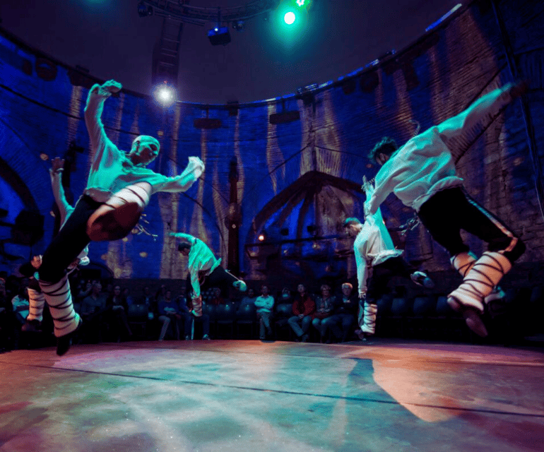 Turkish Dance Show at Hodjapasha Cultural Centre in Istanbul - Where you sit and how the venue feels