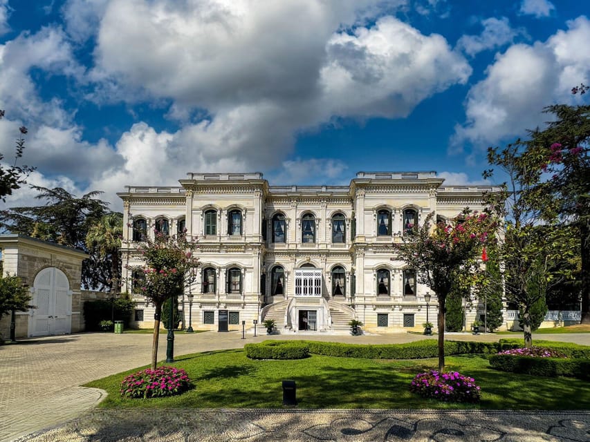 Yildiz Palace & Park: Skip-the-Line Entry with Audio Guide - Should you book this Yıldız Palace & Park audio visit?
